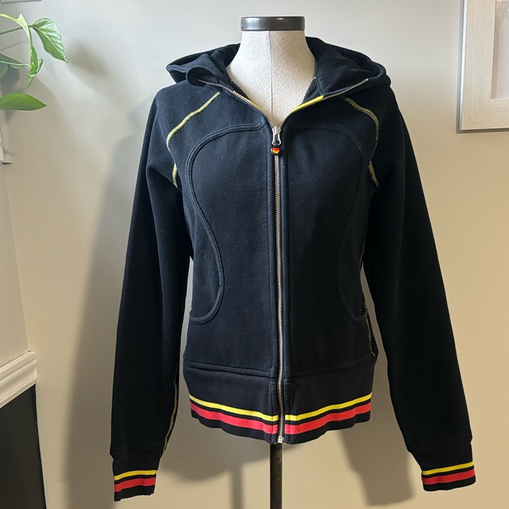 LULULEMON rare Germany cheer scuba hoodie